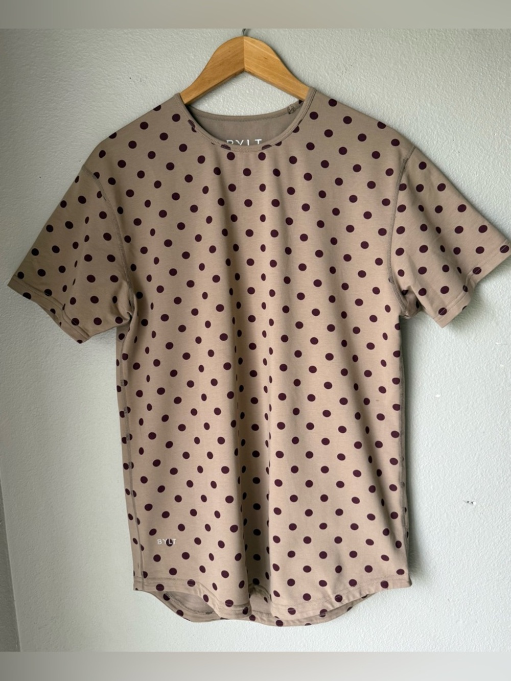 BYLT Basics Drop Cut Short Sleeve Lux Shirt Mens Size Medium Polka Dot